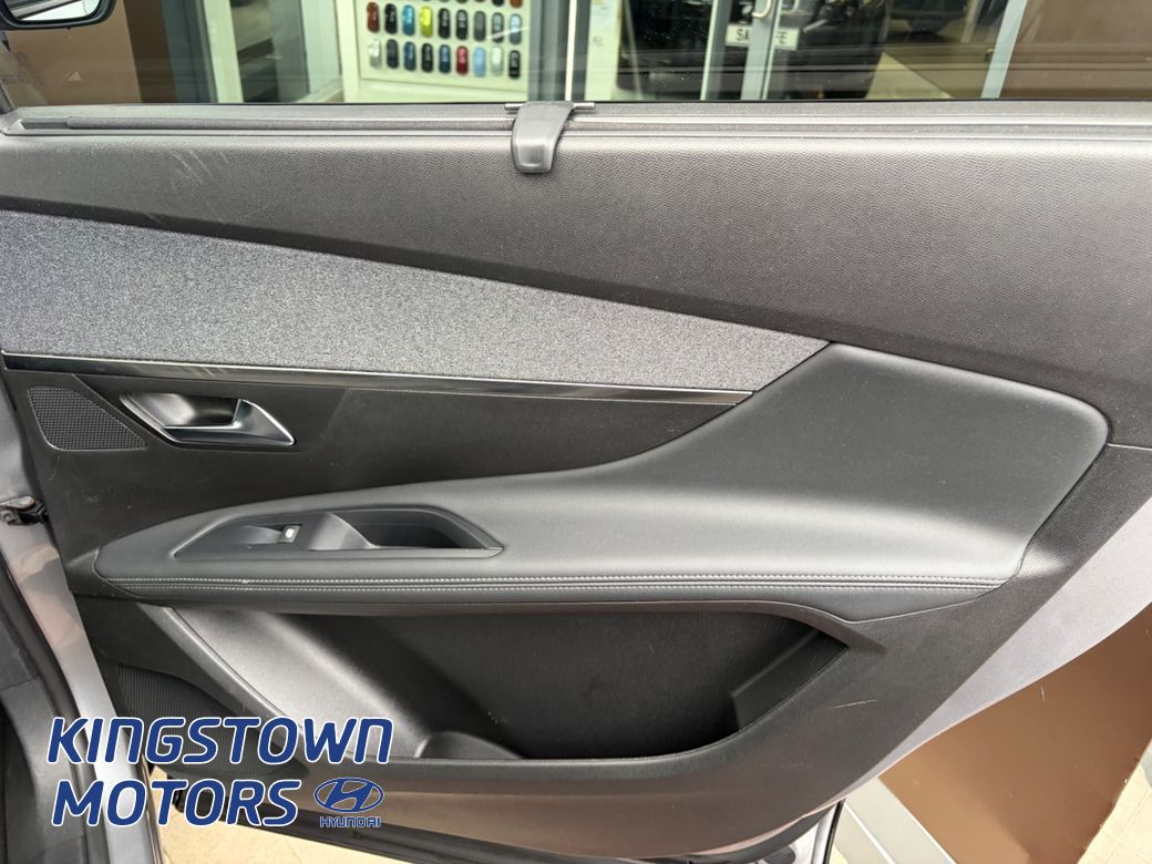 2021 Peugeot 5008