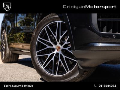 2025 Porsche Cayenne
