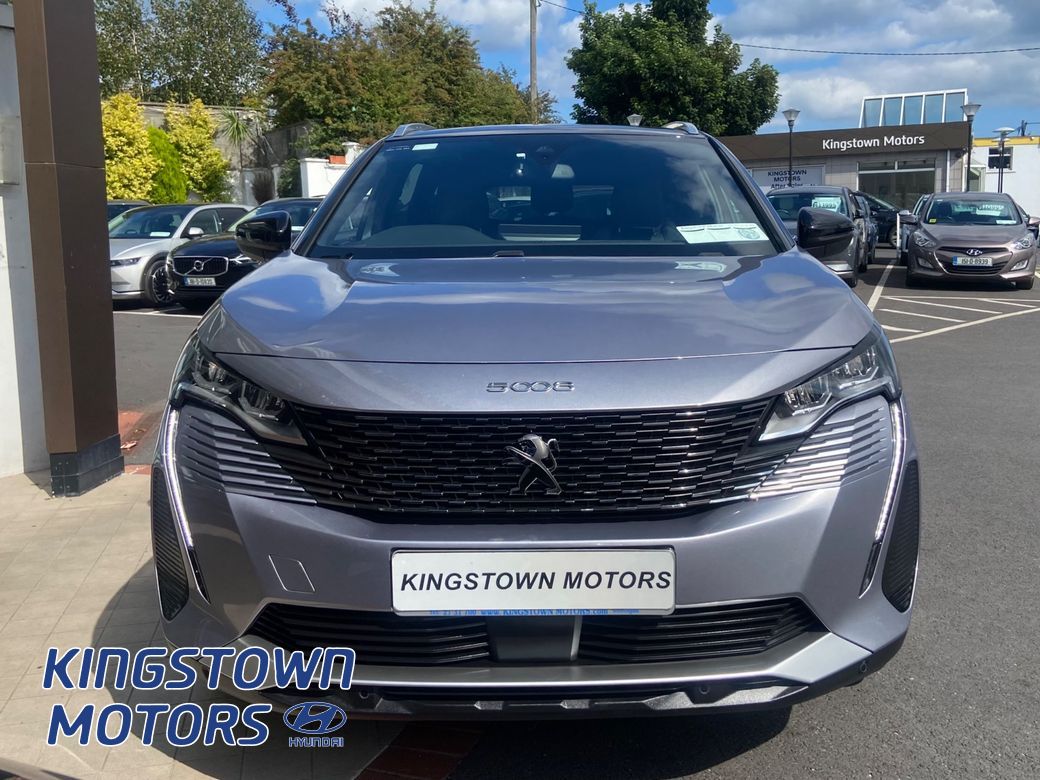 2023 Peugeot 5008