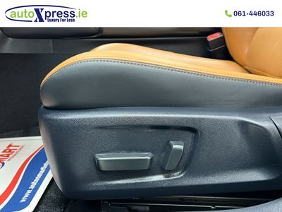 2021 Lexus IS 300h
