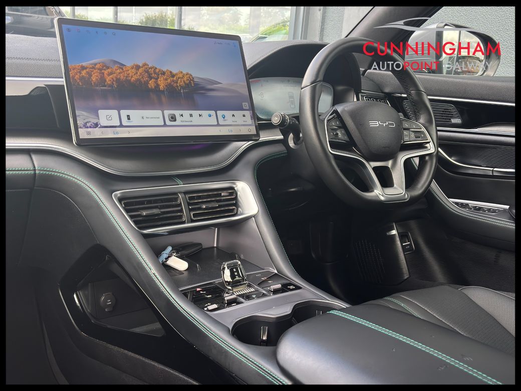 2025 BYD Seal U