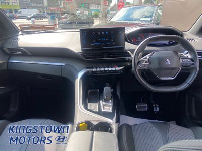 2023 Peugeot 5008