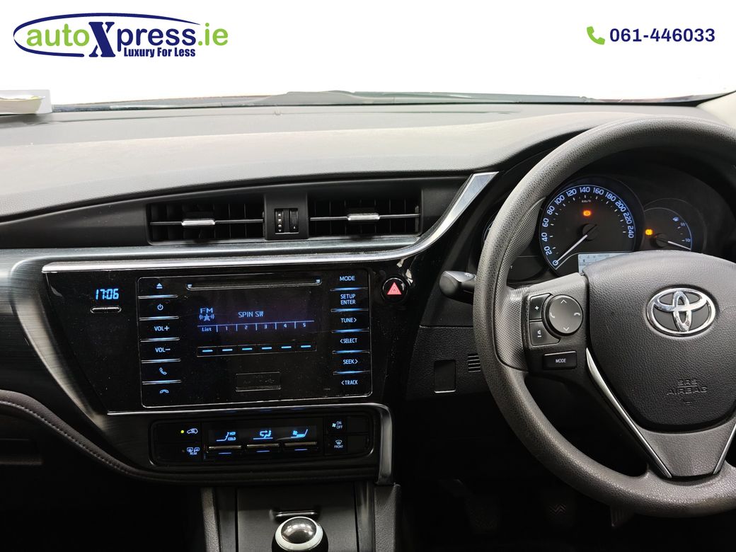2016 Toyota Auris