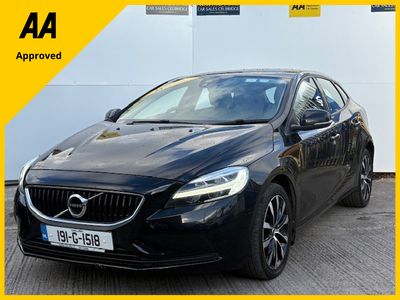 2019 Volvo V40