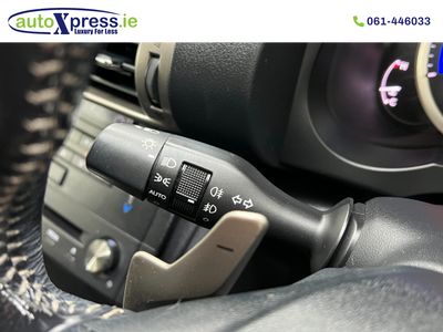 2015 Lexus IS 300h