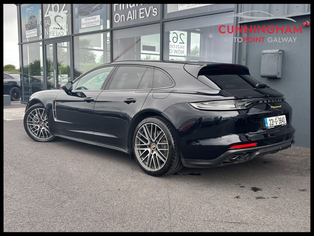 2022 Porsche Panamera