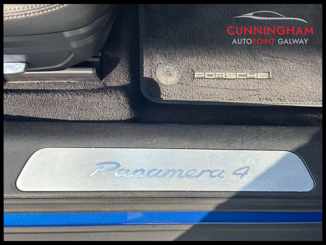 2018 Porsche Panamera