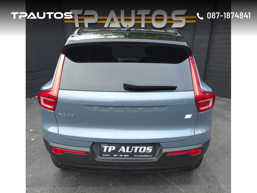 2021 Volvo XC40
