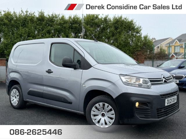 vehicle for sale from Derek Considine Car Sales Ltd