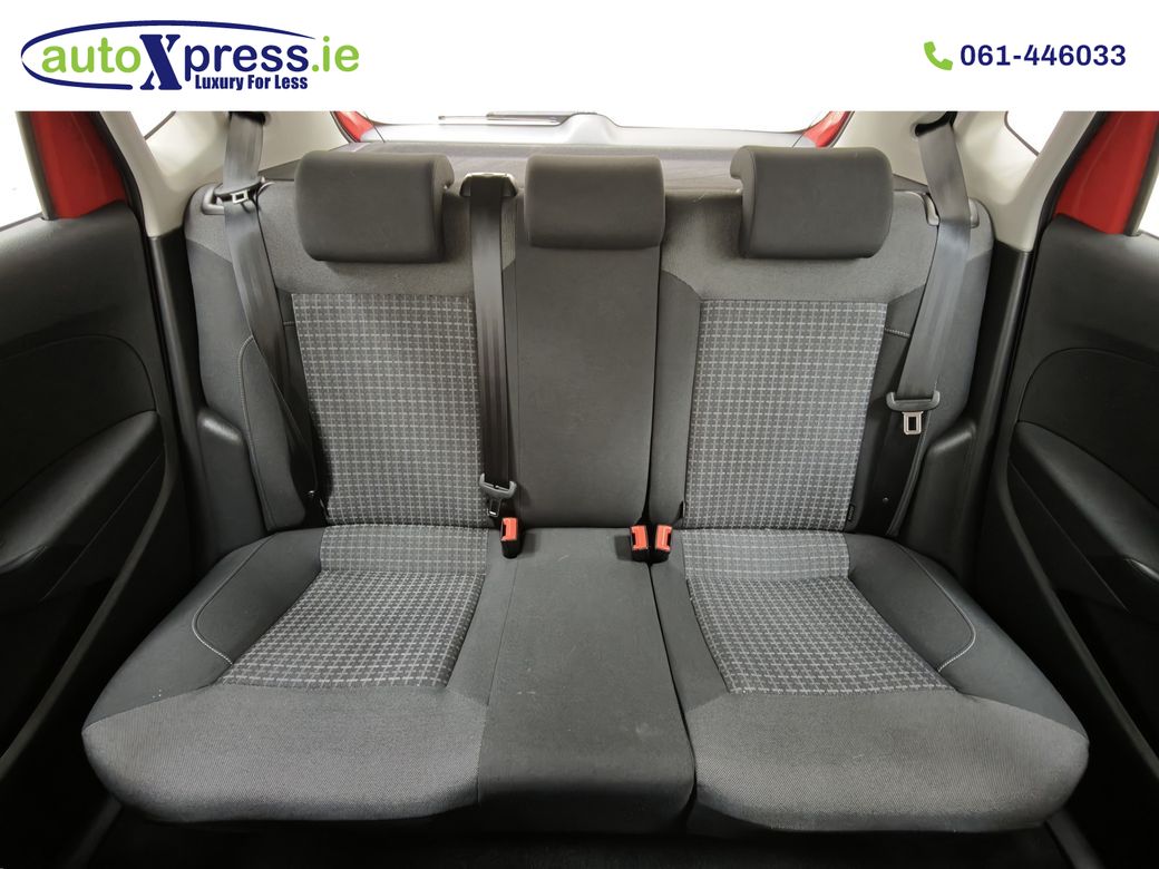 2017 Volkswagen Polo