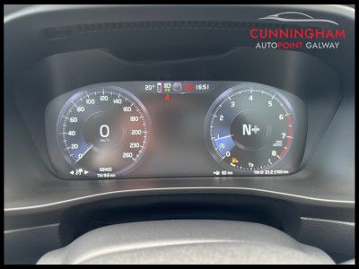 2022 Volvo XC40