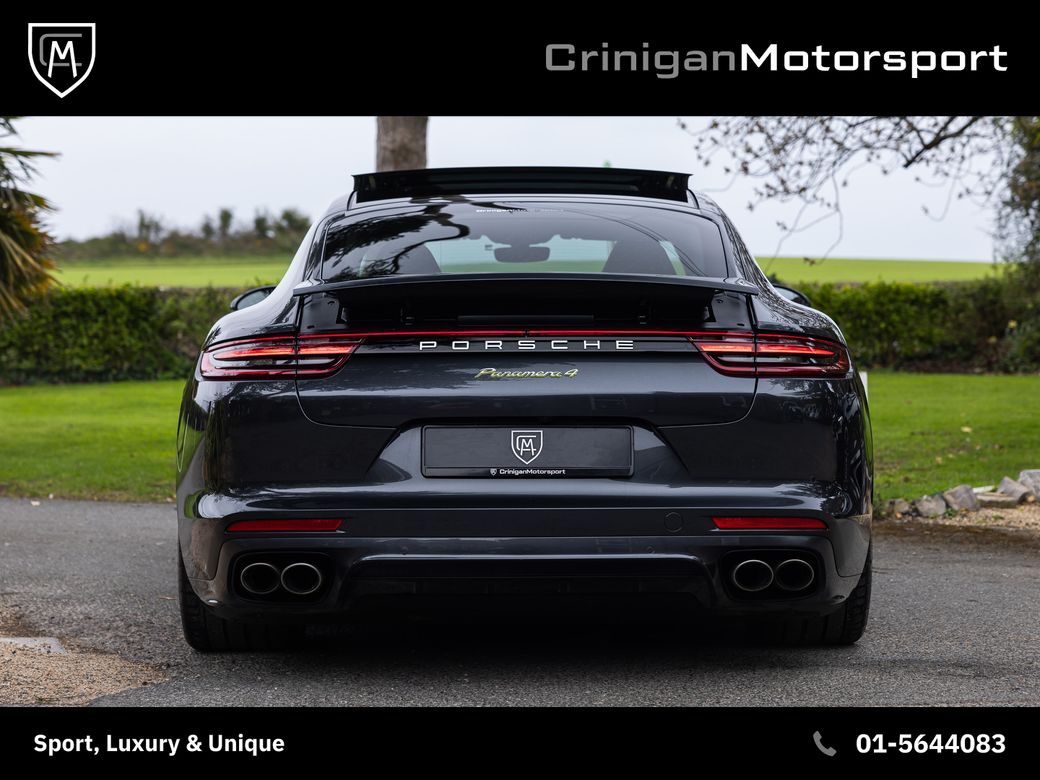 2020 Porsche Panamera