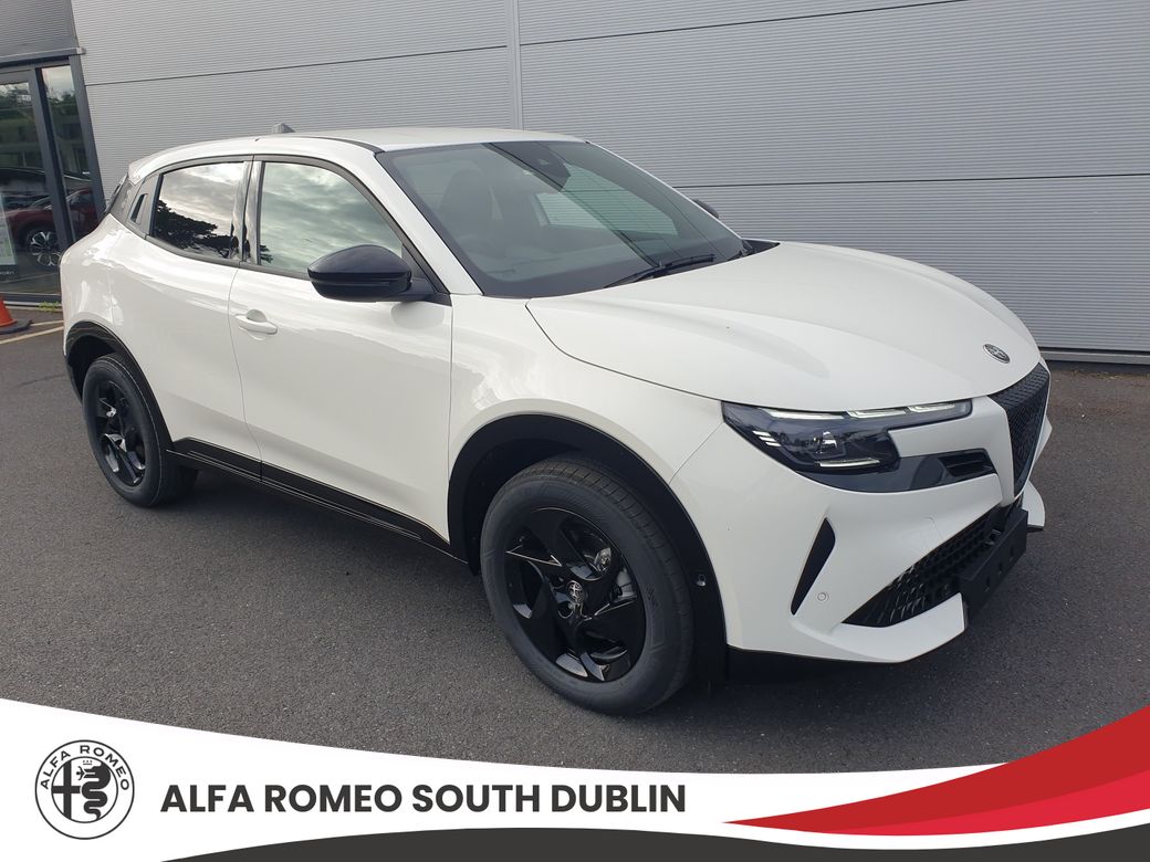 2026 Alfa Romeo Junior