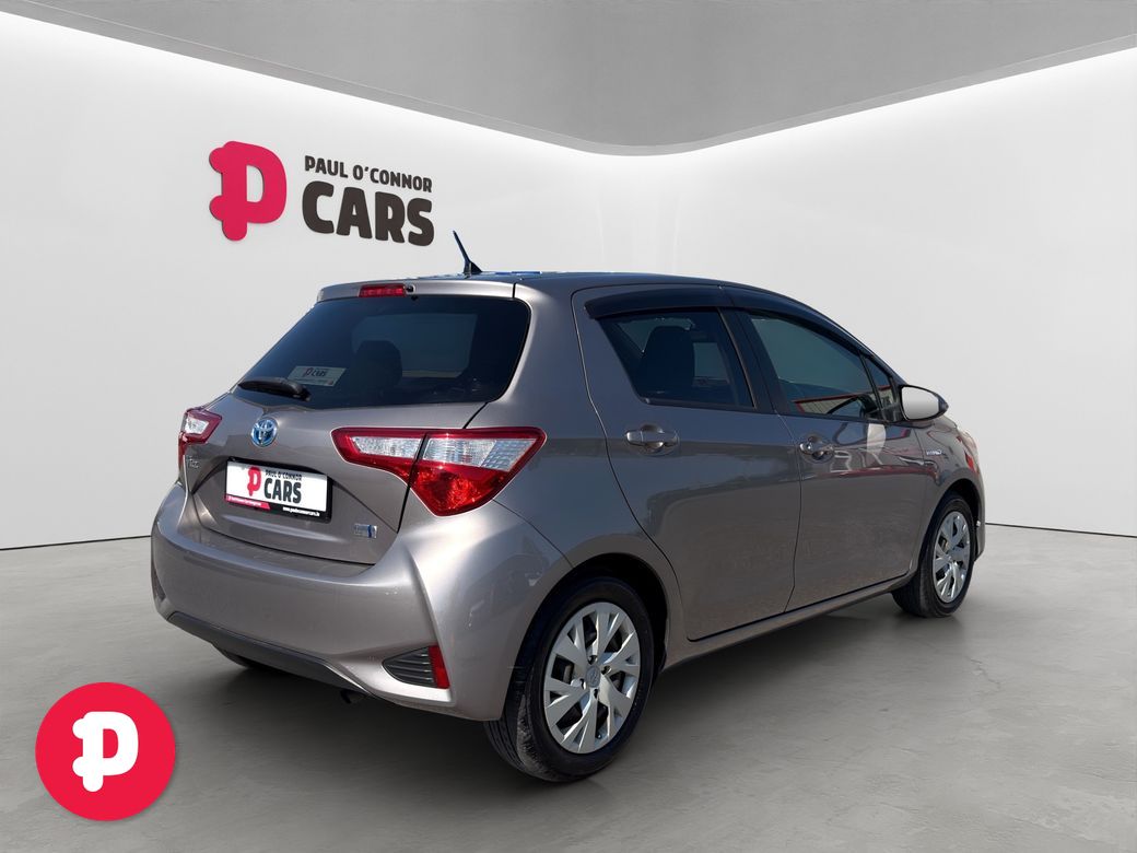 2017 Toyota Vitz