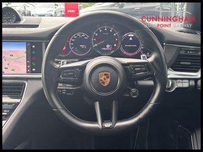 2022 Porsche Panamera