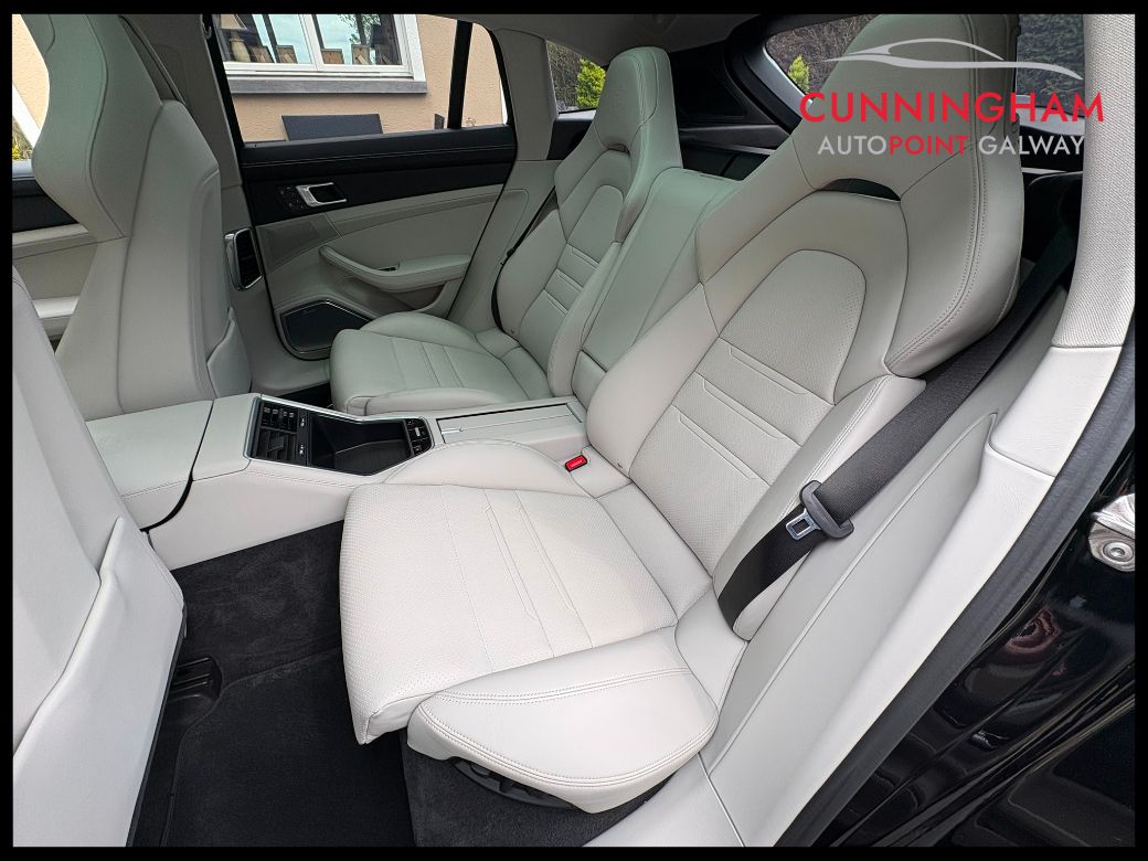 2023 Porsche Panamera