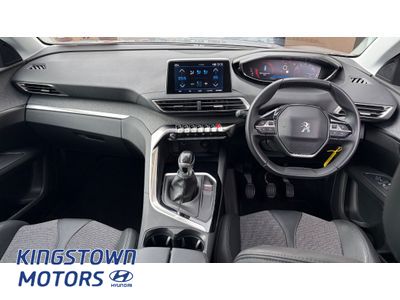 2021 Peugeot 5008