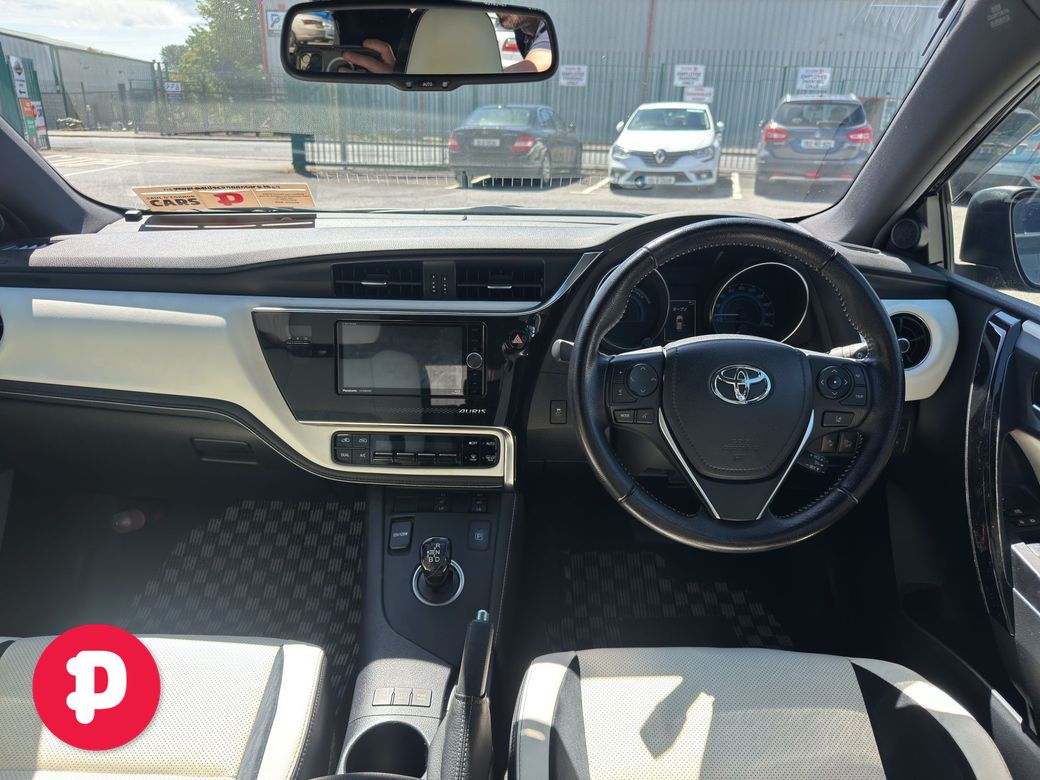 2017 Toyota Auris