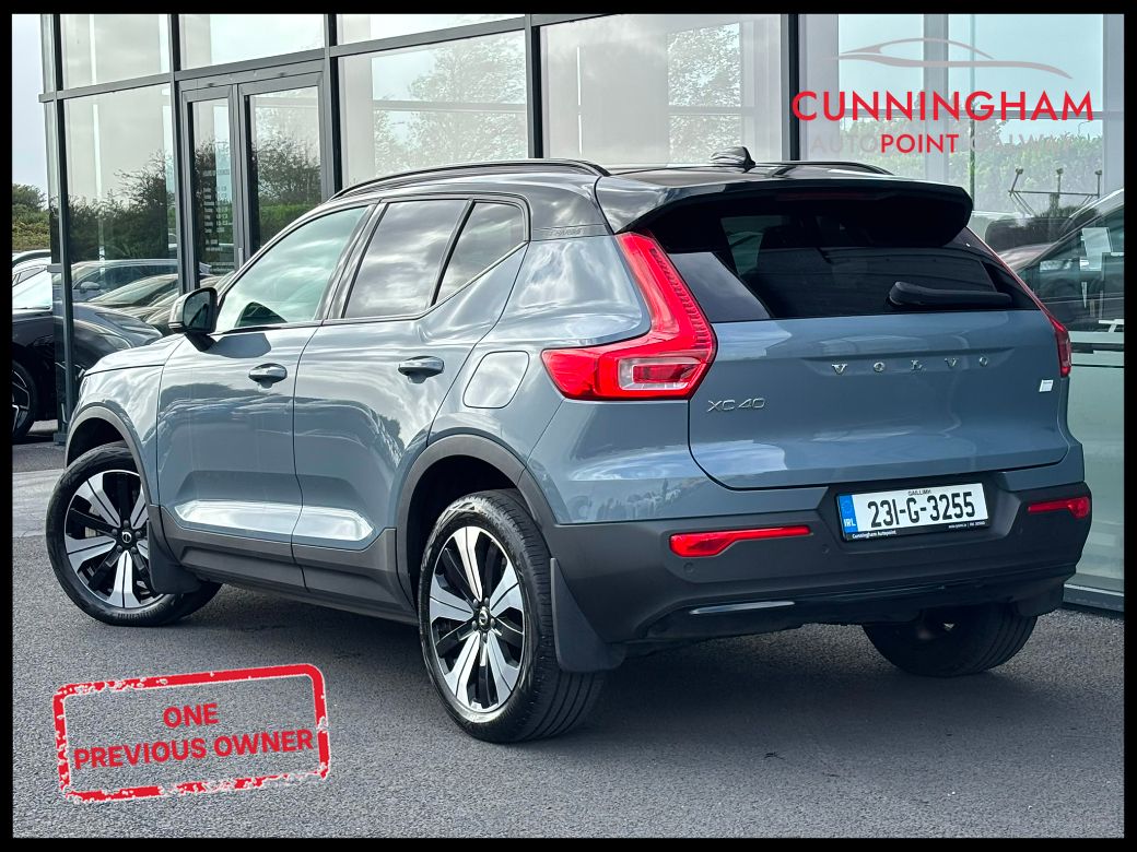 2023 Volvo XC40