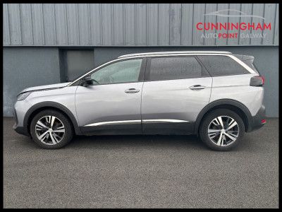 2024 Peugeot 5008