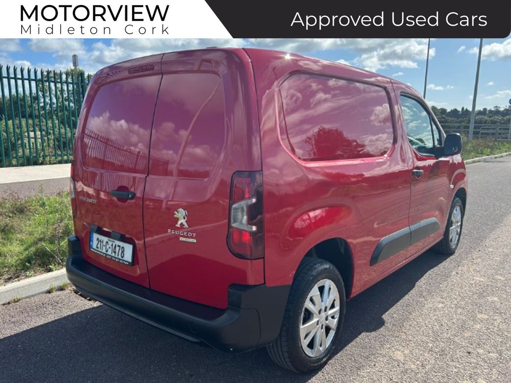 2021 Peugeot Partner