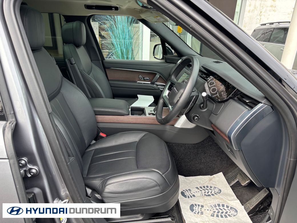 2025 Land Rover Range Rover