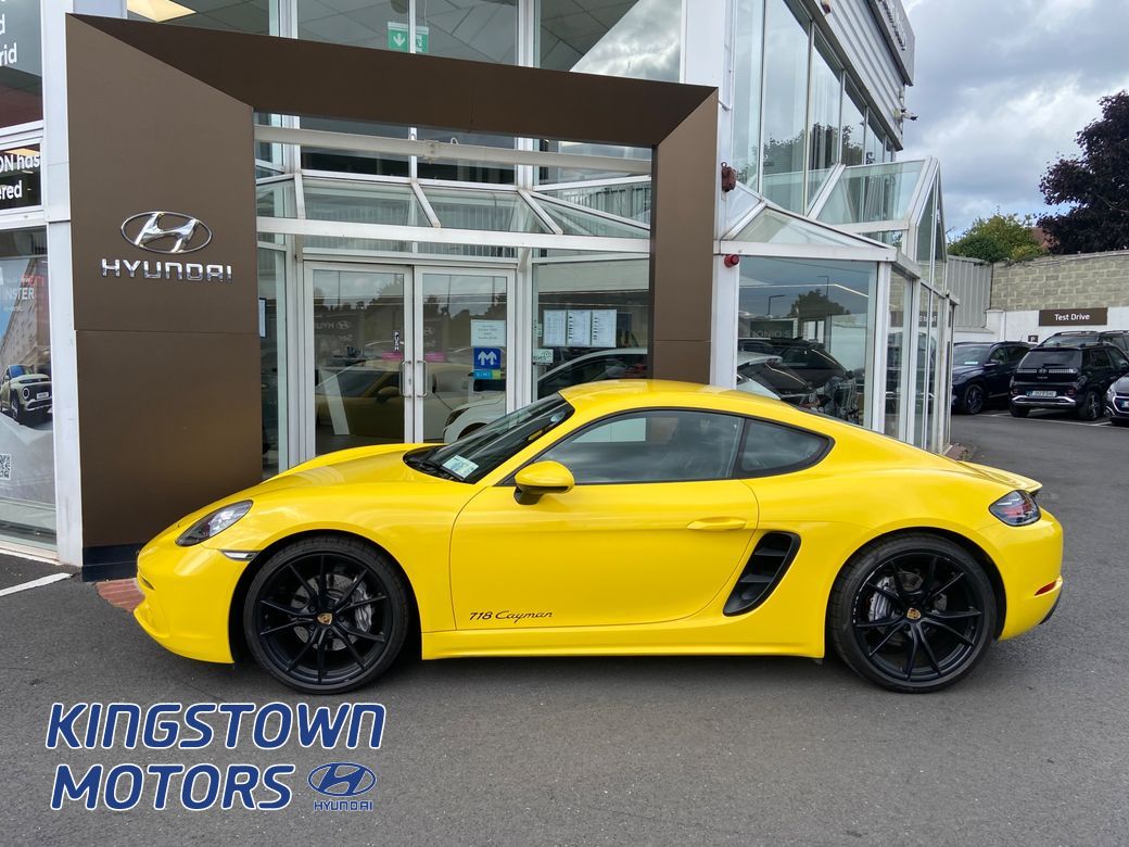 2017 Porsche Cayman
