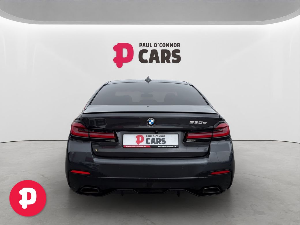 2021 BMW 530