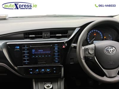 2016 Toyota Auris