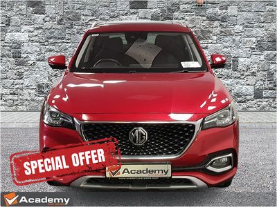 2023 MG HS
