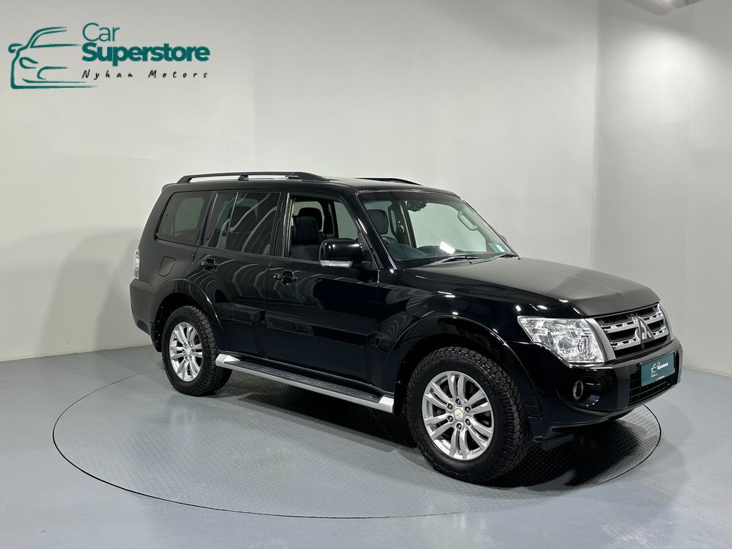 2014 Mitsubishi Pajero
