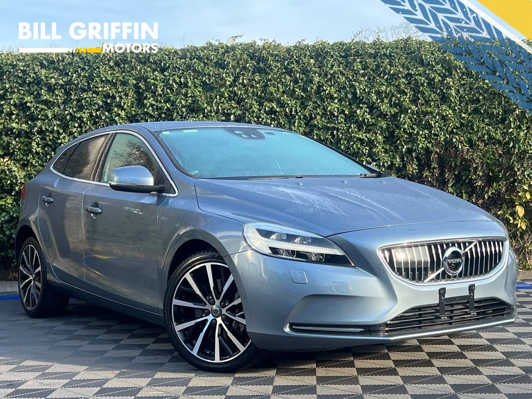 2017 Volvo V40
