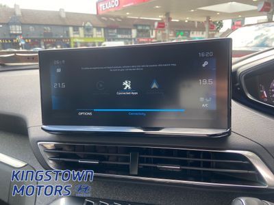 2023 Peugeot 5008