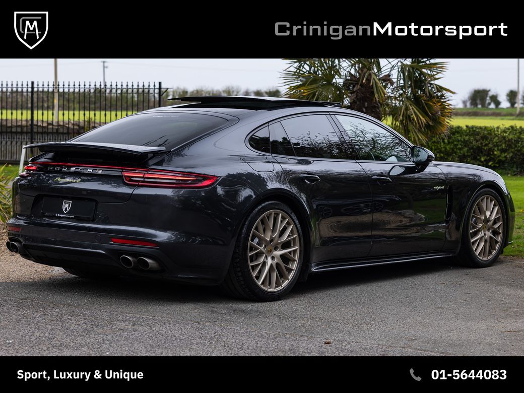 2020 Porsche Panamera