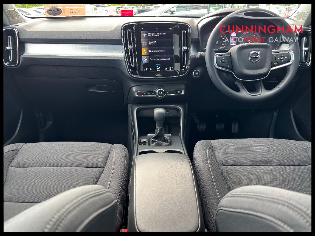 2022 Volvo XC40