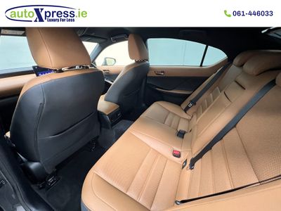 2022 Lexus IS 300h