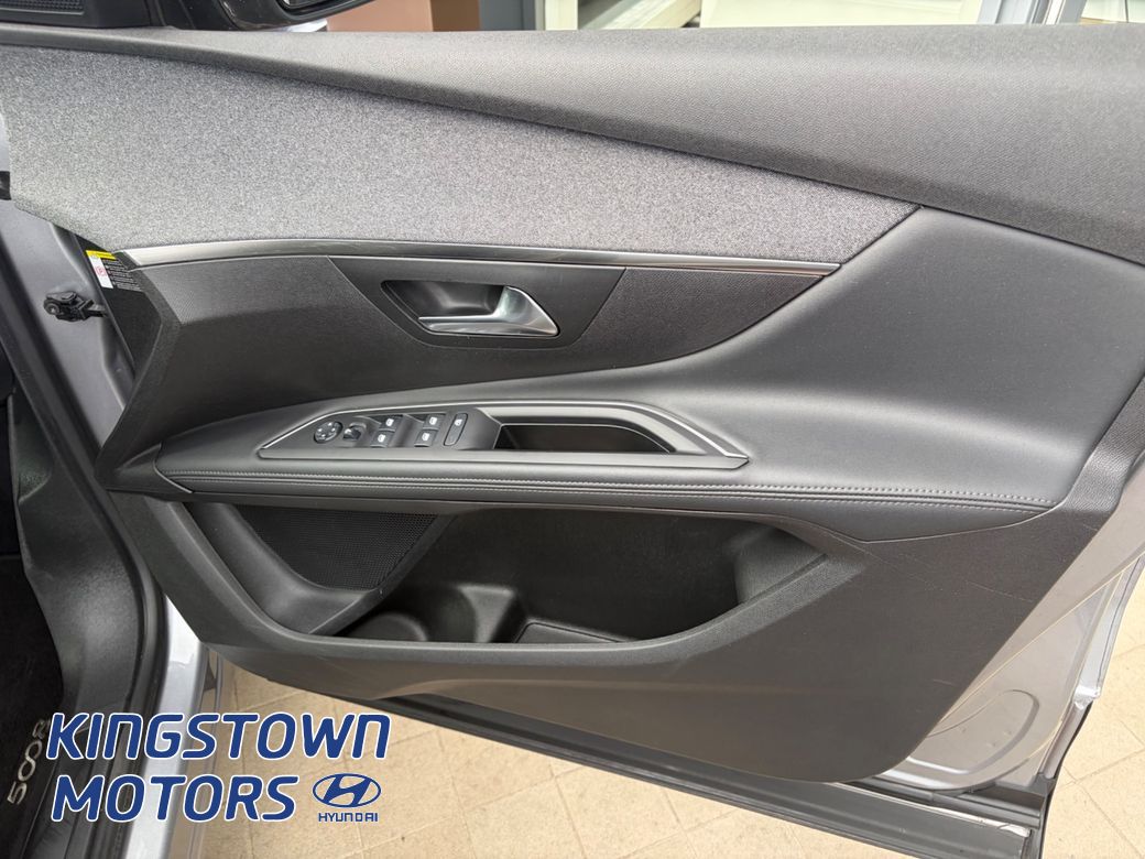 2021 Peugeot 5008