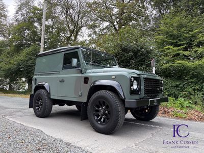 2015 Land Rover Defender 90