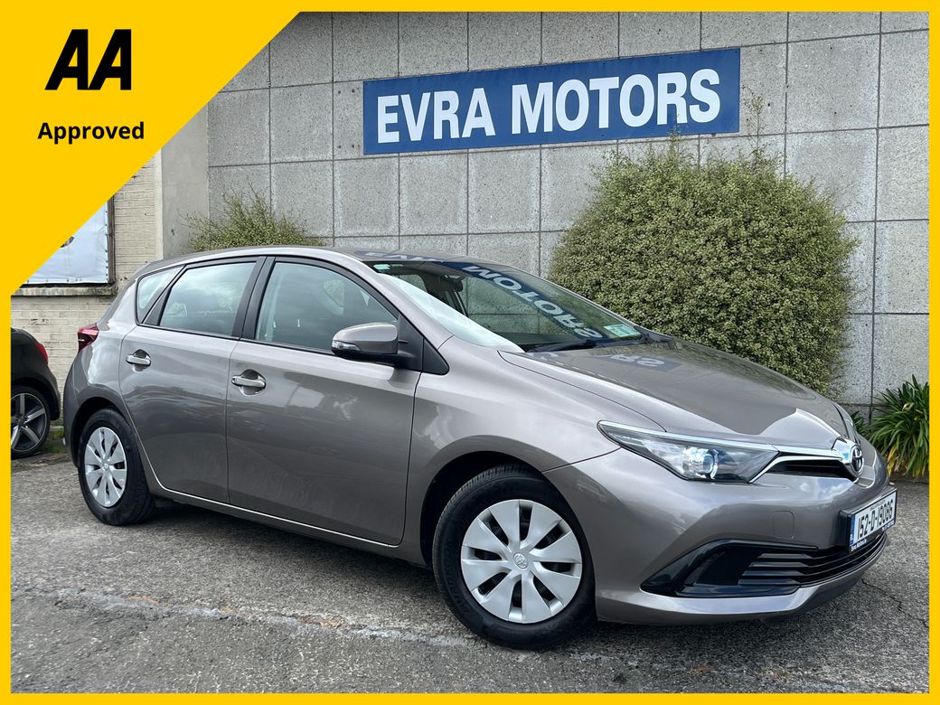 2015 Toyota Auris