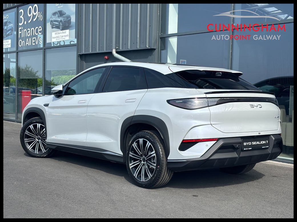 2026 BYD Sealion 7