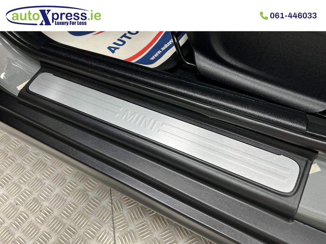 2017 Mini Cooper