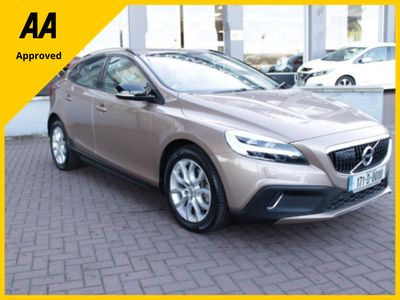2017 Volvo V40