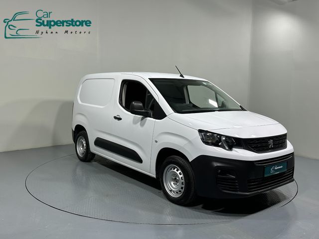 vehicle for sale from Nyhan Motors