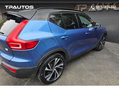 2020 Volvo XC40