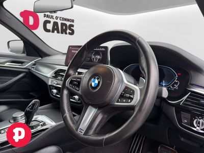 2021 BMW 530