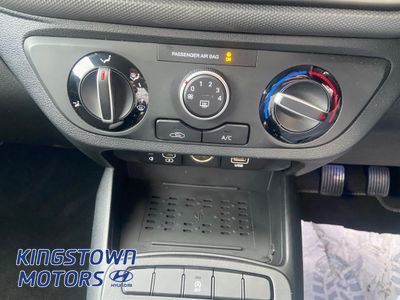 2025 Hyundai i10
