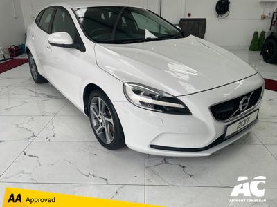 2017 Volvo V40
