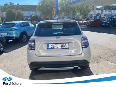 2025 Fiat 600