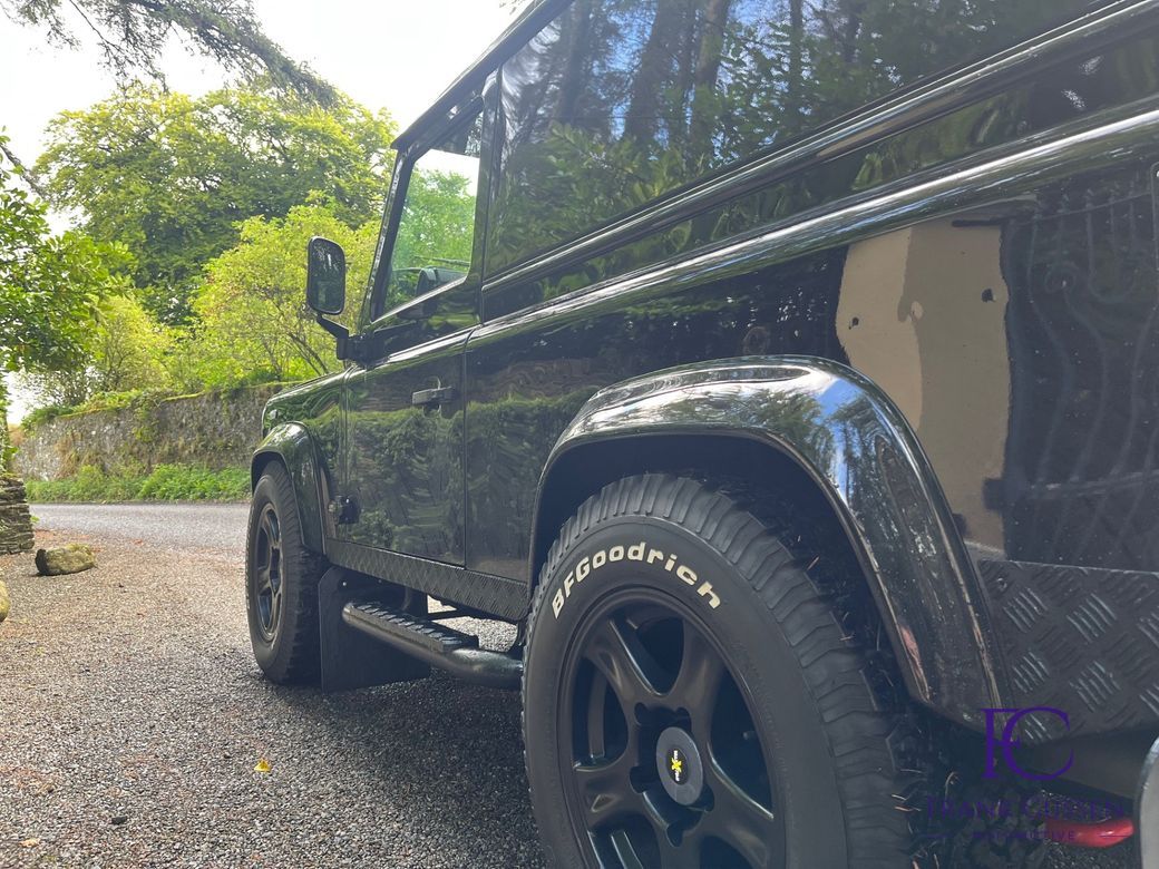 2015 Land Rover Defender 90
