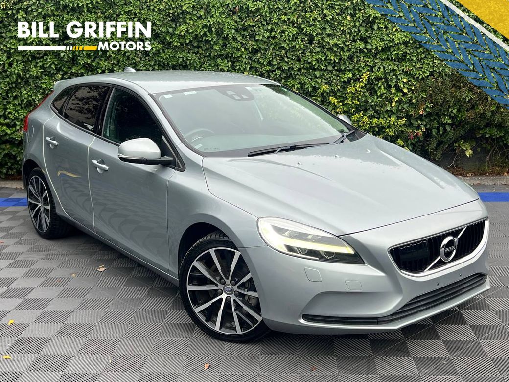 2018 Volvo V40